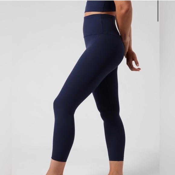 Athleta Ultra High Rise Elation 7/8 Tight - Picture 3 of 11